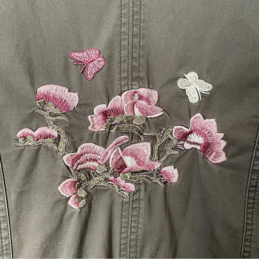 Army Green Jacket W/ Pink Flower Embroidery Small Boho Grunge 90’s Y2K - Picture 5 of 14